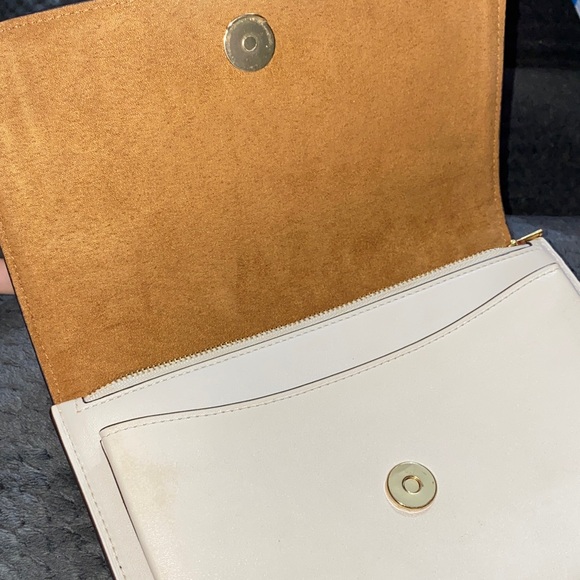 Coach Striped Crossbody Bag with Gold Chain - Picture 14 of 16